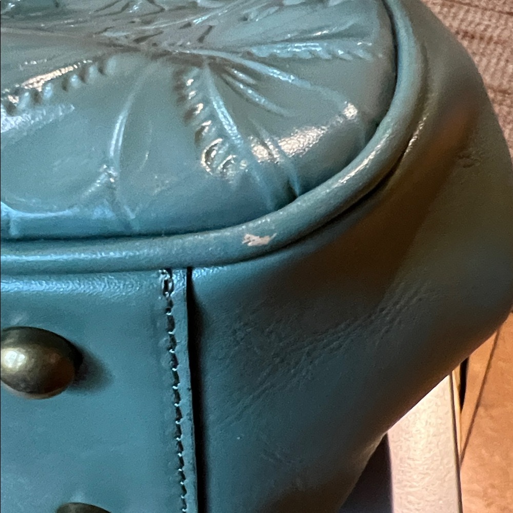 Patricia Nash Gracchi Tooled Leather Embossed Teal Satchel. Gently used - Picture 16 of 16